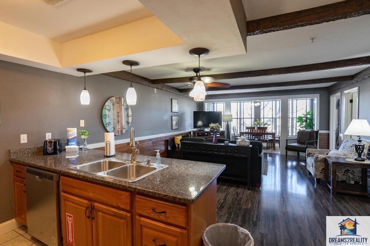 2Br Walk-In Condo - Near The 76 Strip - Pool - Free Tickets Included - Cla-8 ブランソン エクステリア 写真