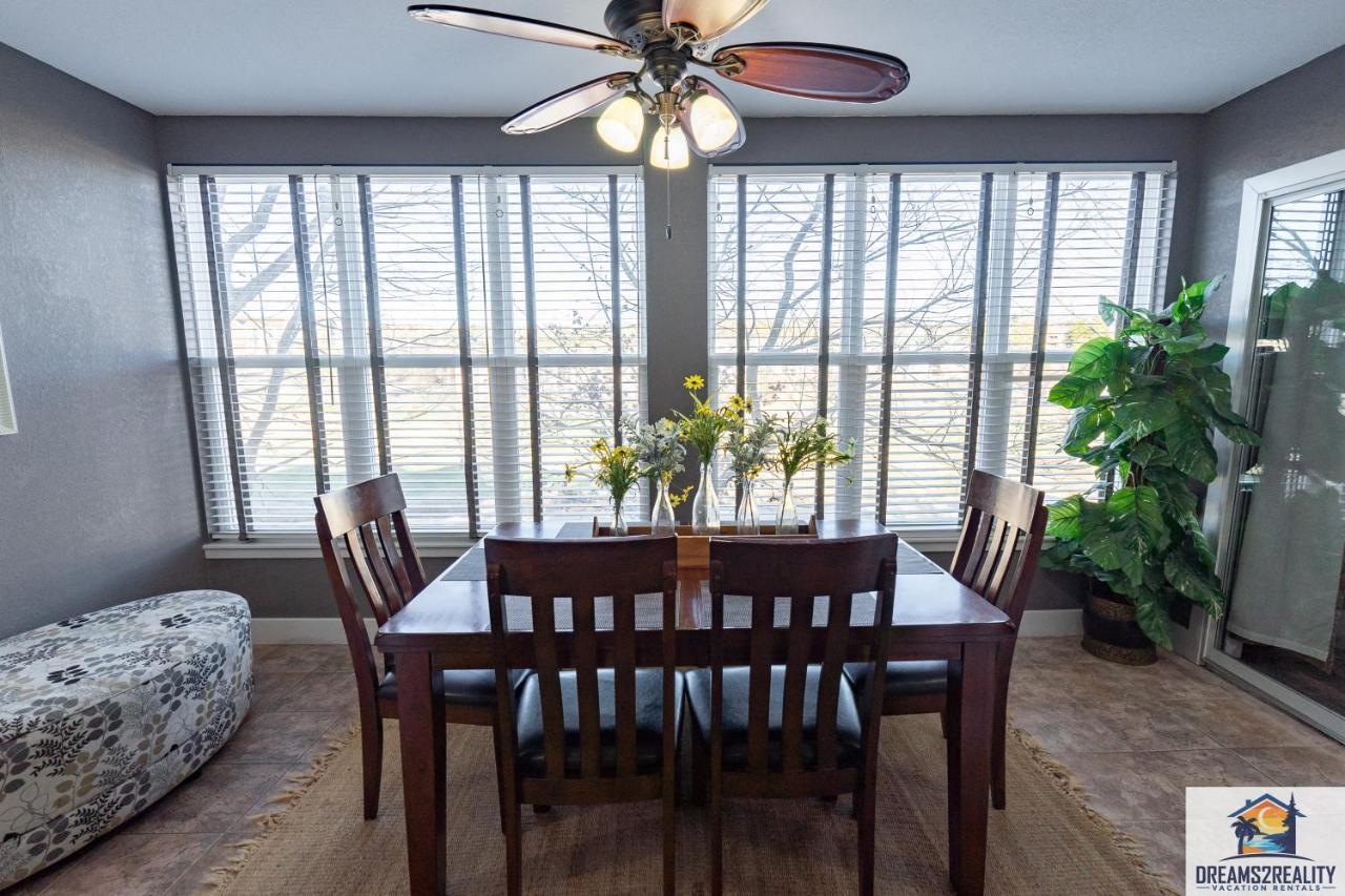 2Br Walk-In Condo - Near The 76 Strip - Pool - Free Tickets Included - Cla-8 ブランソン エクステリア 写真