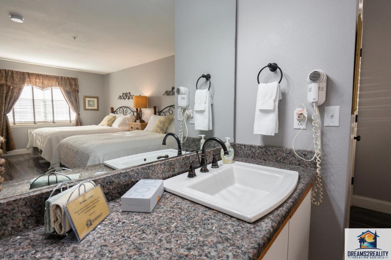 2Br Walk-In Condo - Near The 76 Strip - Pool - Free Tickets Included - Cla-8 ブランソン エクステリア 写真