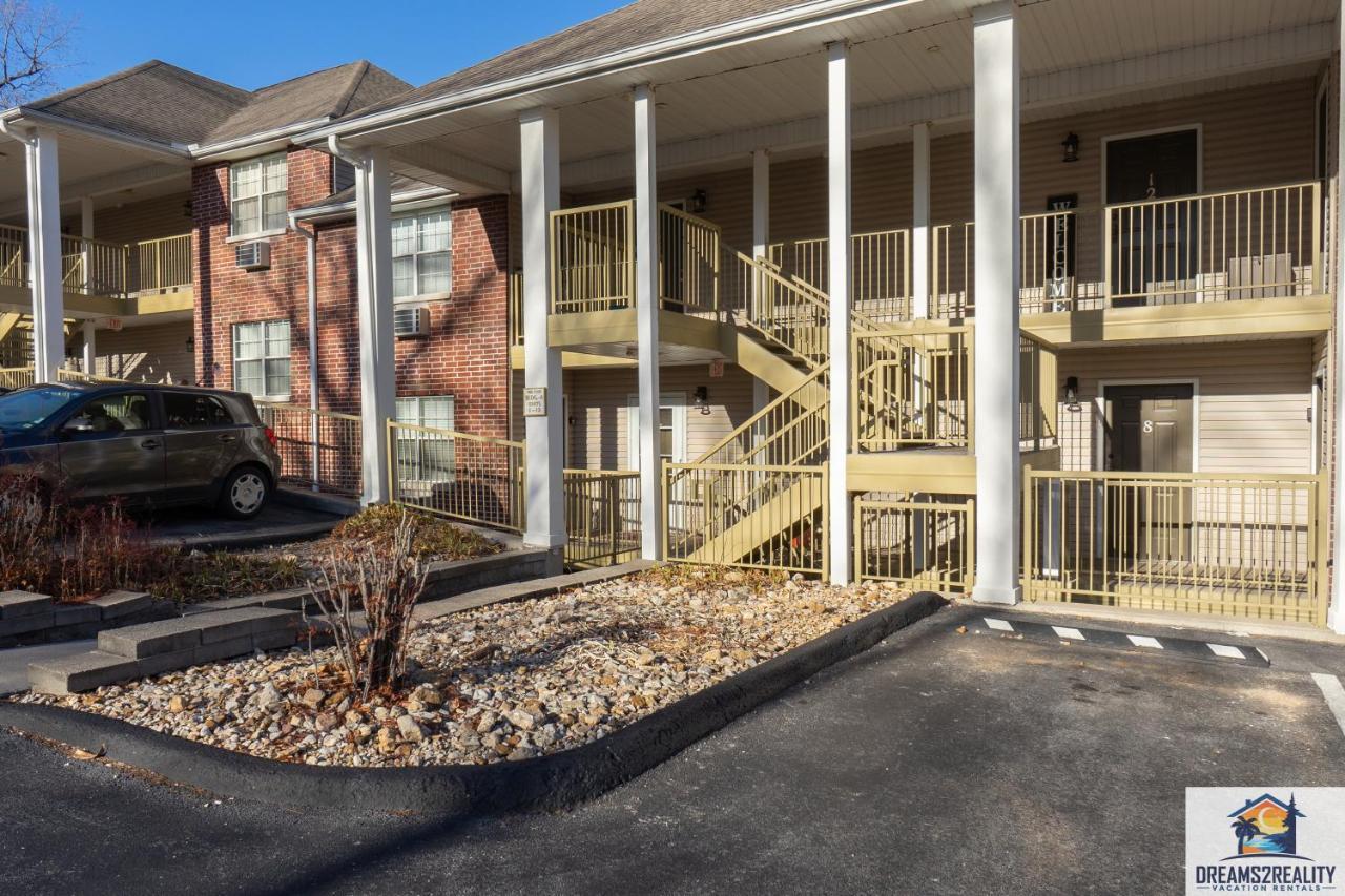 2Br Walk-In Condo - Near The 76 Strip - Pool - Free Tickets Included - Cla-8 ブランソン エクステリア 写真